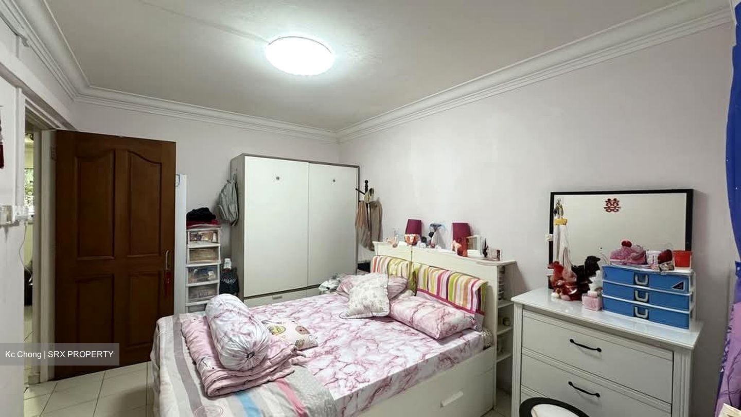 Blk 915 Nanyang Emerald (Jurong West), HDB 3 Rooms #563435991